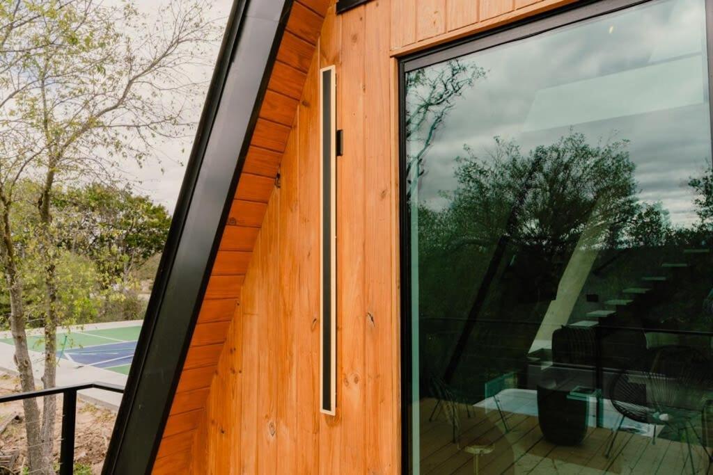 Вилла The Pedernales A-Frame Фредериксберг Экстерьер фото