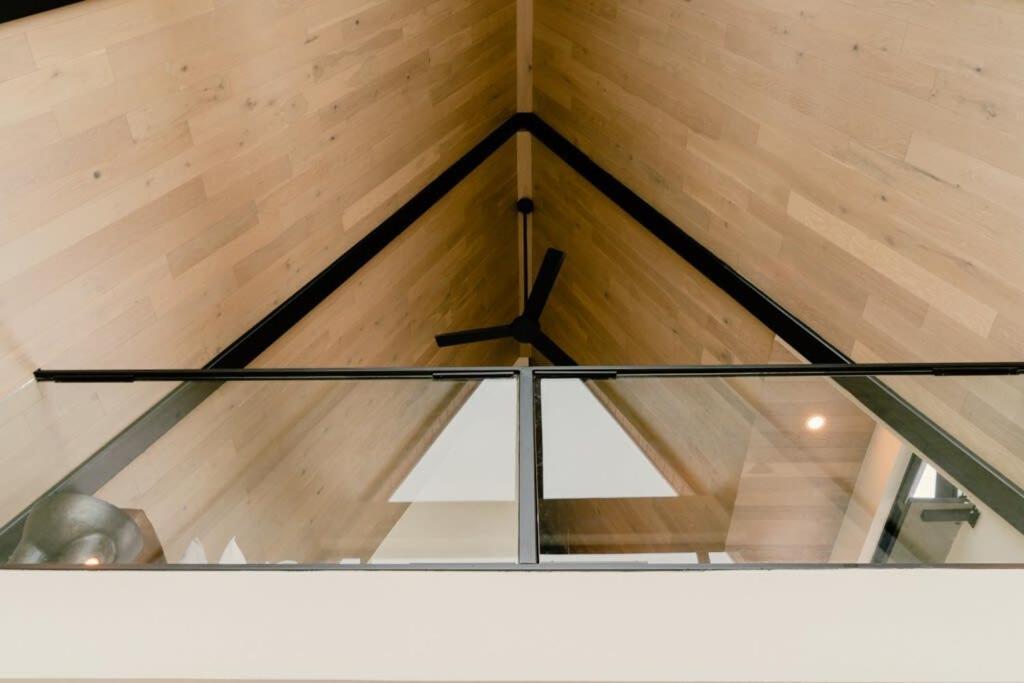 Вилла The Pedernales A-Frame Фредериксберг Экстерьер фото