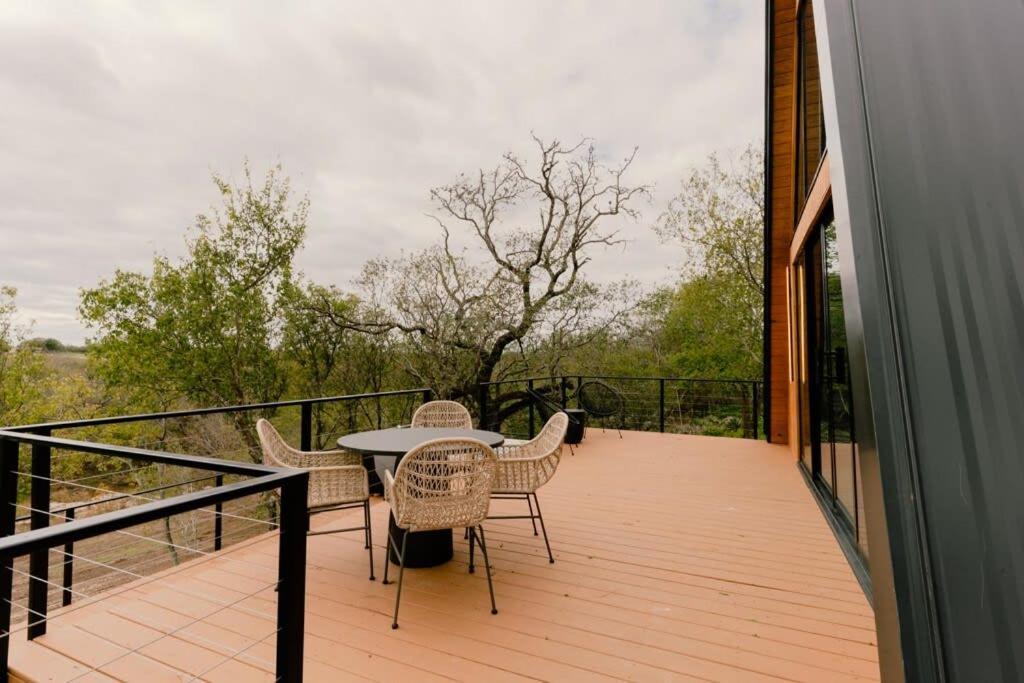 Вилла The Pedernales A-Frame Фредериксберг Экстерьер фото