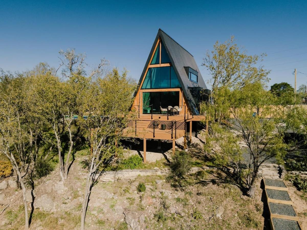 Вилла The Pedernales A-Frame Фредериксберг Экстерьер фото