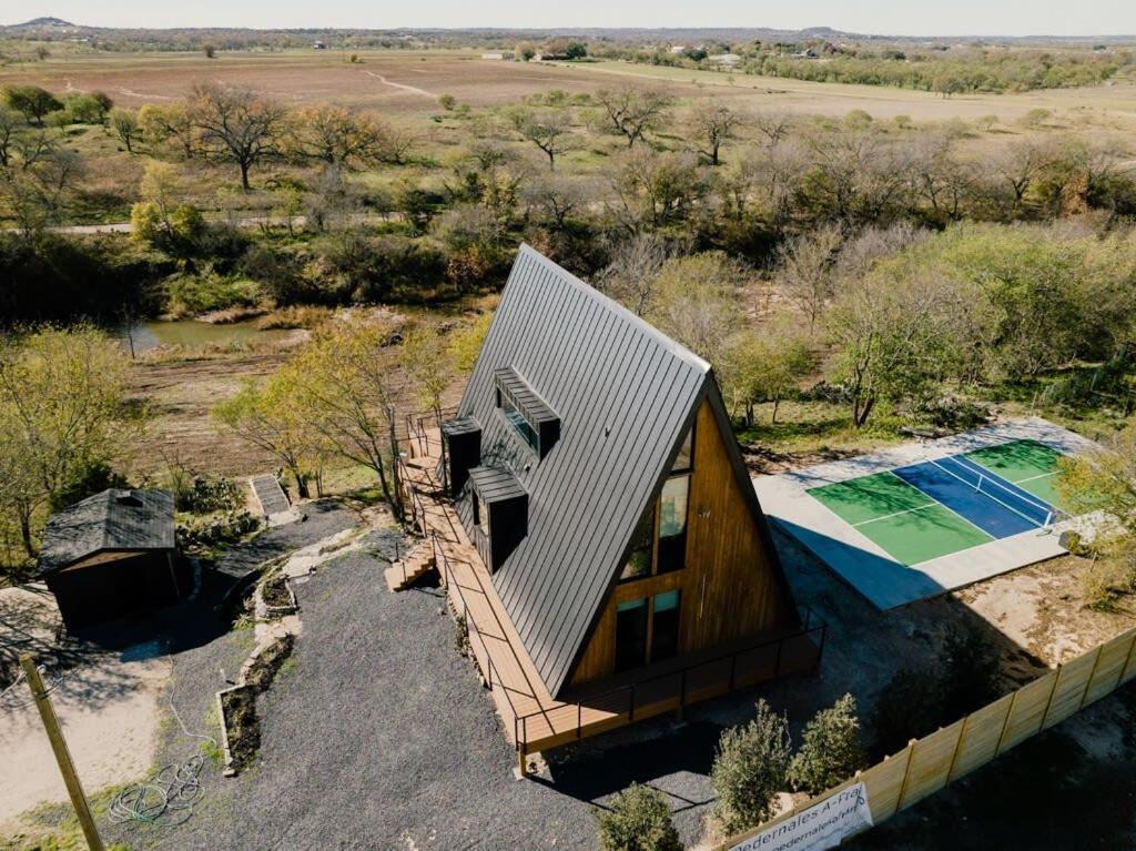 Вилла The Pedernales A-Frame Фредериксберг Экстерьер фото